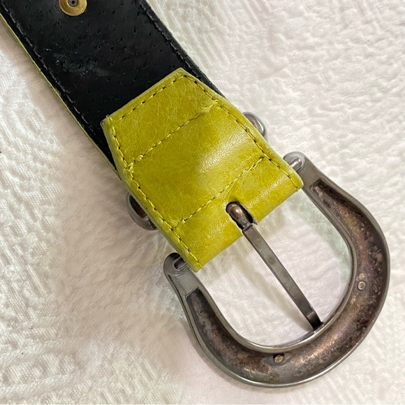 Green Leather Silver Medallions Belt sized Small - Picture 8 of 14